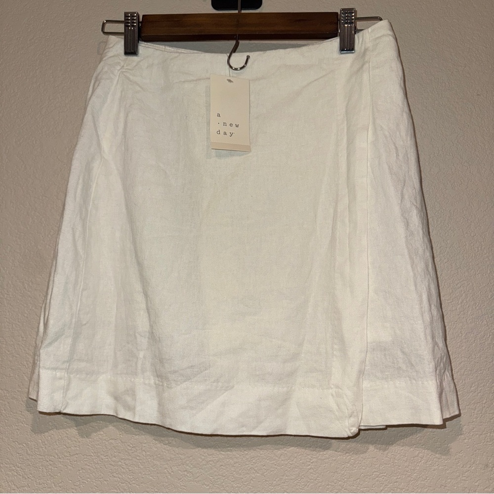 Women's white Cream Mini skort A New Day size 2